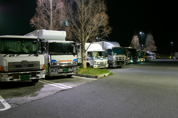 truck parking at night in orlando fl